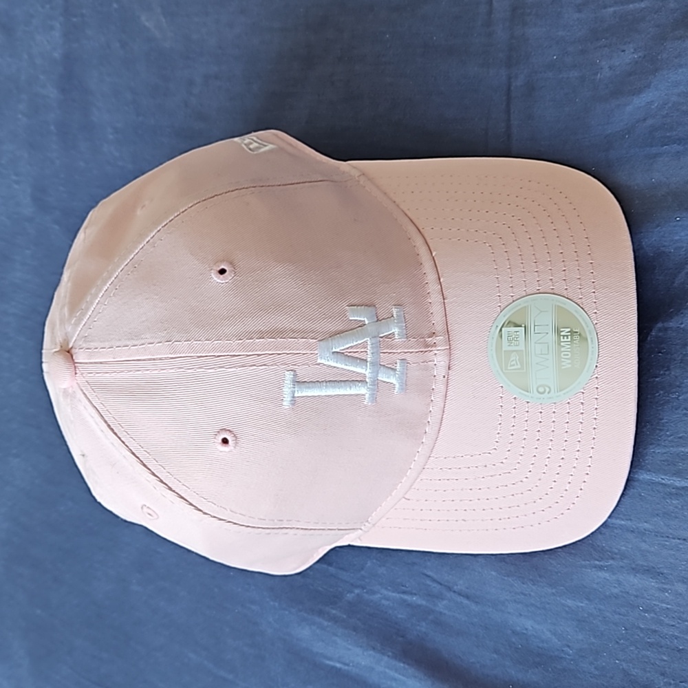 Aritzia New Era LA Dodgers 9Twenty Hat Pink OS